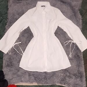 Chic White Shirt Dress with Tie Details